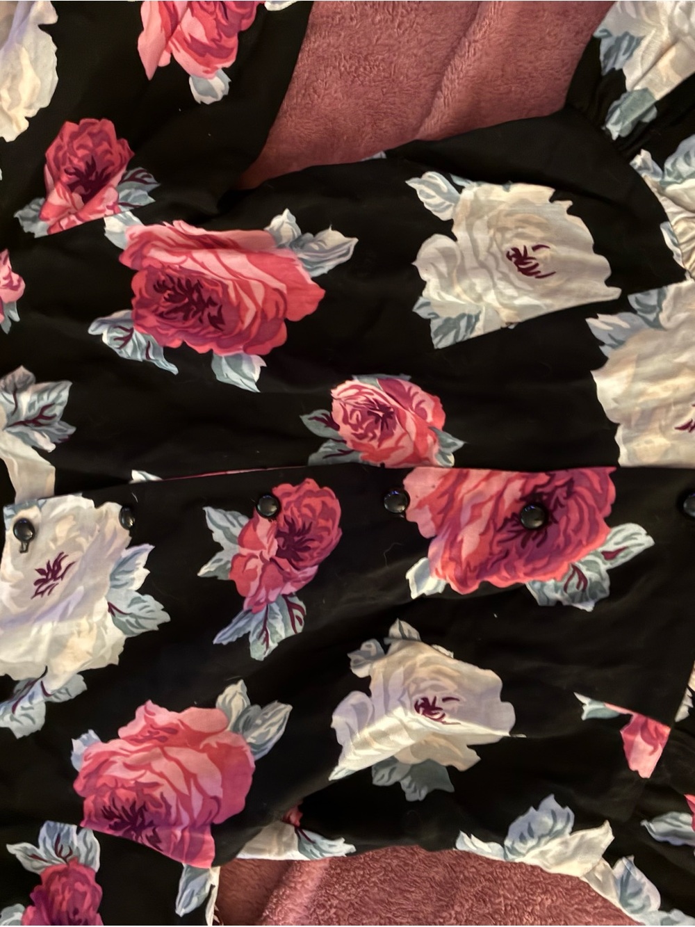 Black Floral women’s vintage blouse 👚 with Pink & White Roses - Picture 2 of 5